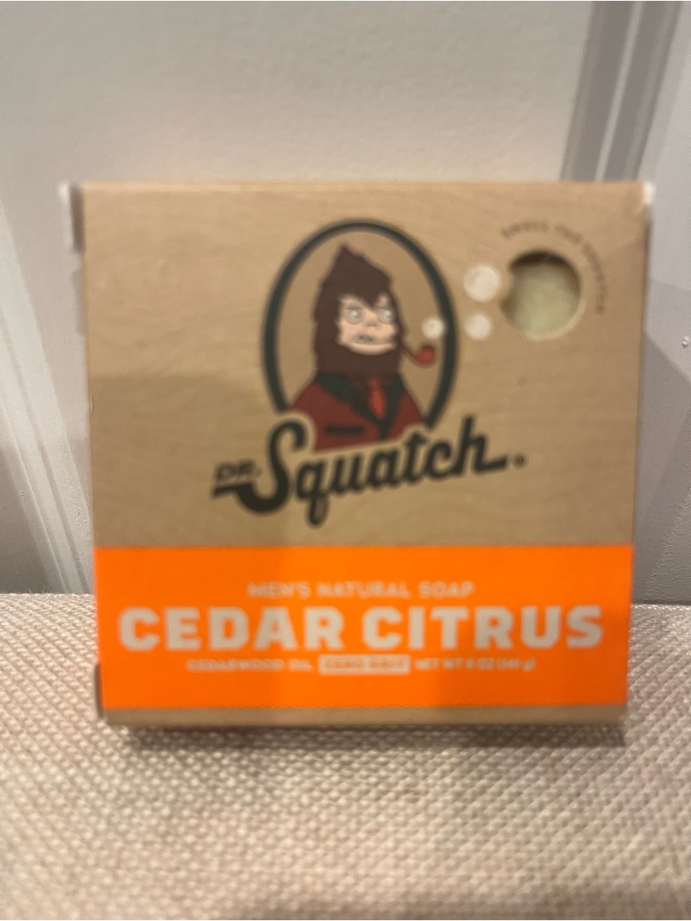 New Dr. Squatch Cedar Citrus Natural Soap Bar - Picture 3 of 4